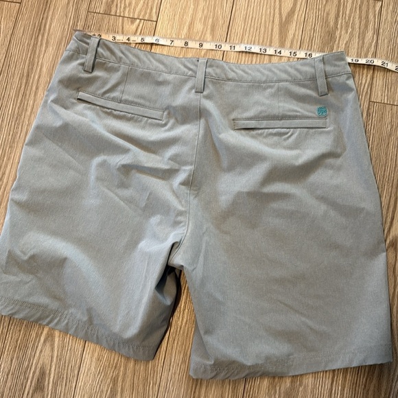 Tori Richard Shorts - Picture 7 of 8